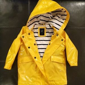 Baby Gap Yellow Lined Raincoat size 3T